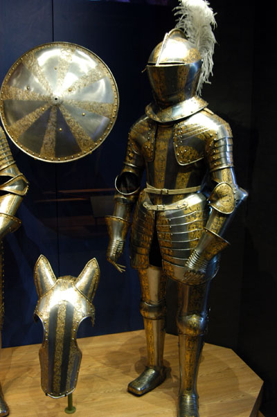 Armour of Henry, Prince of Wales, 1609