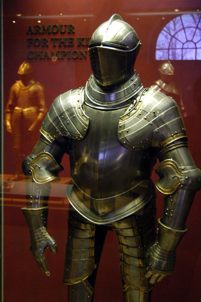 Armour used by the King's Champion, Edward, 1st Baron North, 1560