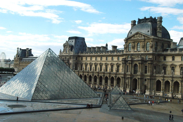 The Pyramid and the Richelieu Wing