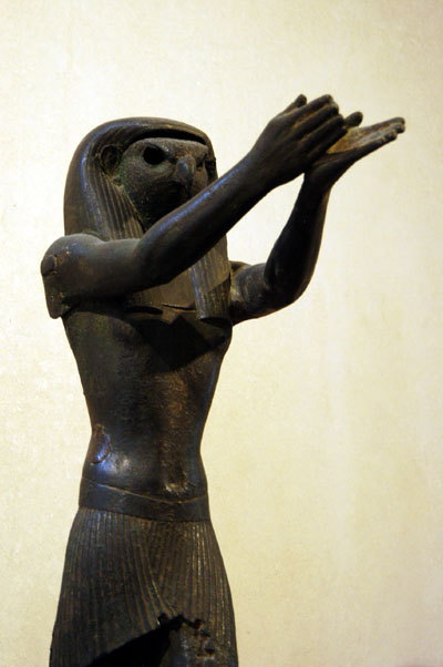 Statue of the god Horus, 3rd intermediate period, 1069-664 BC)