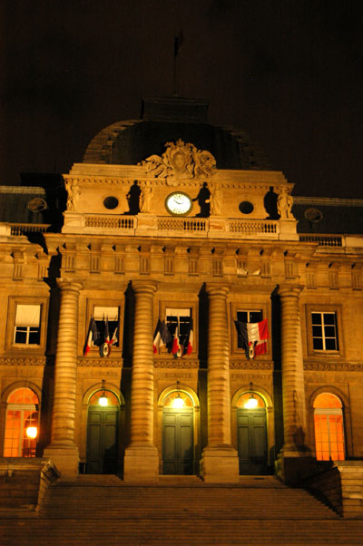 Cour du Mai and Palais de Justice