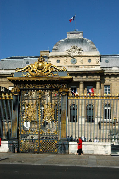 Palais de Justice and Cour de Mai