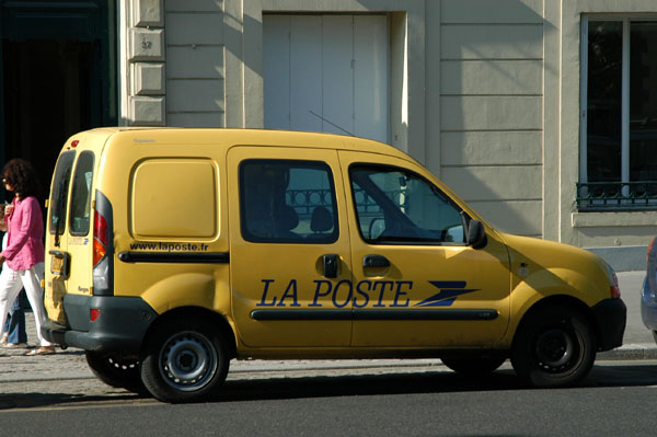 Renault wagon of the French postal service, La Poste