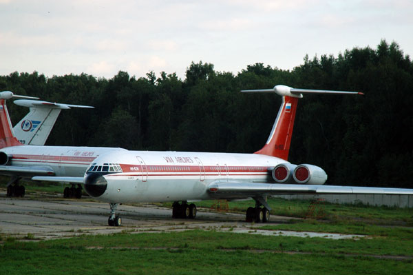 VIM Airlines IL-62M at DME