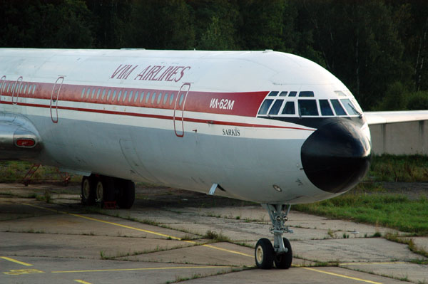 VIM Airlines IL-62M at DME