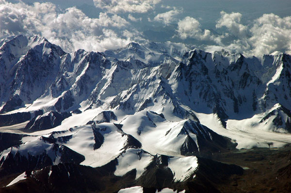 Bogda Feng (5445m/17864ft) east of Ürümqi, Xinjiang Uyguur Autonomous Region