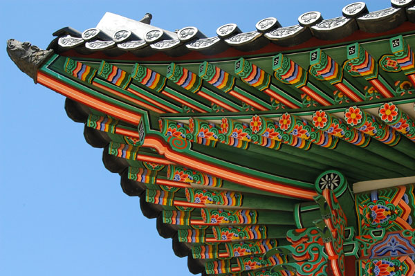 Roof detail, Junggungjeon, Changdeok Palace