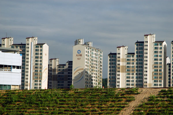 Apartment blocks in suburban Seoul