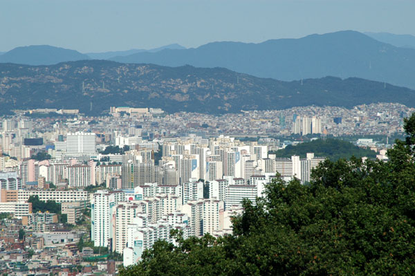 View of eastern Seoul from the cable car