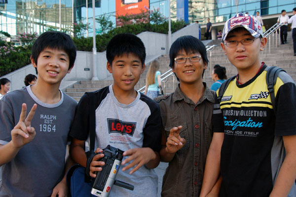 Korean schoolboys who interviewed me for an English project