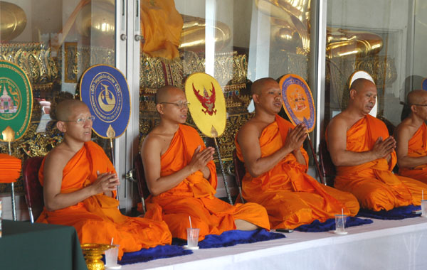 Line of monks in the Inner Gallery