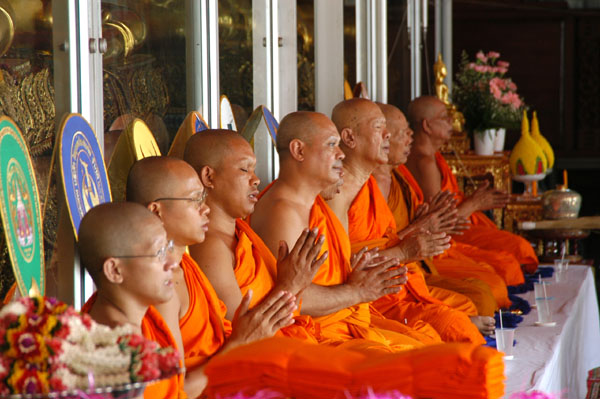 Line of monks in the Inner Gallery