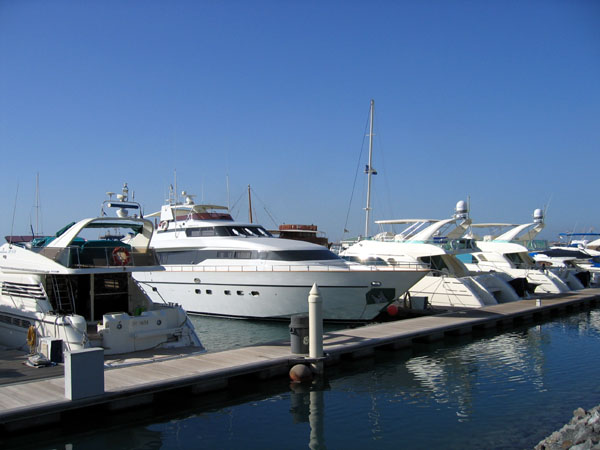 Dubai International Marine Club