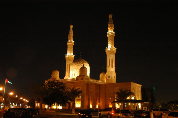 Jumeirah Mosque at night