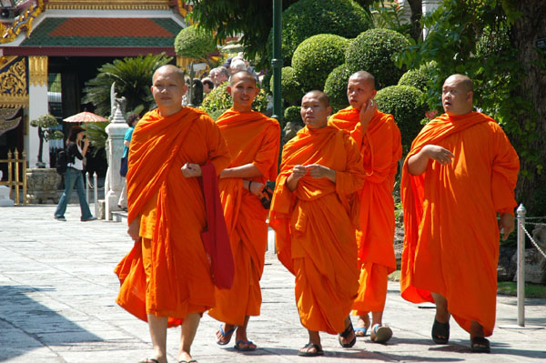 Monks touring Wat Phra Kaeo