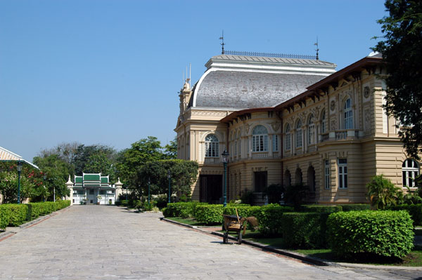 The Boromabiman, a modern palace built by a German architect