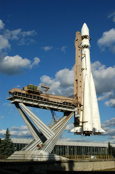 VDNKh & Soviet Space Flight Monument