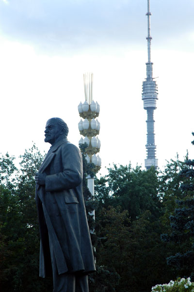 Lenin and the Ostankino TV Tower