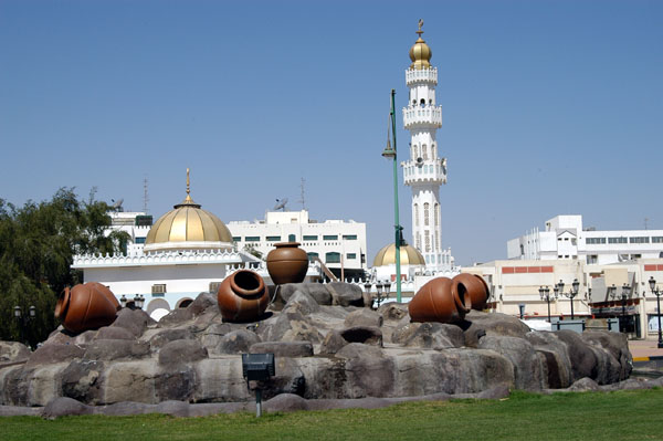 Roundabout art with a minaret, Al Ain