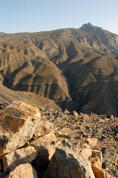 Jebel Qihwi is 1792 m