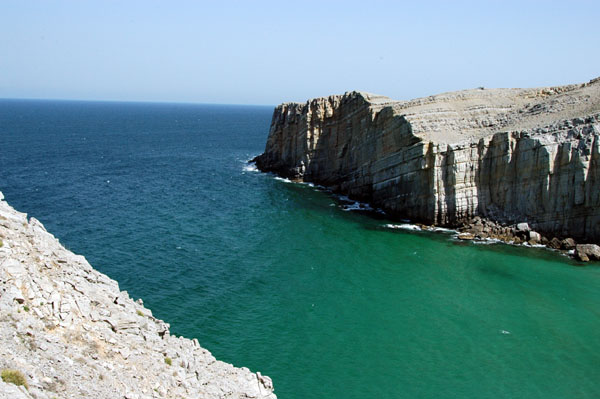 Cove behind a small rest area as the road starts to climb towards Al Harf