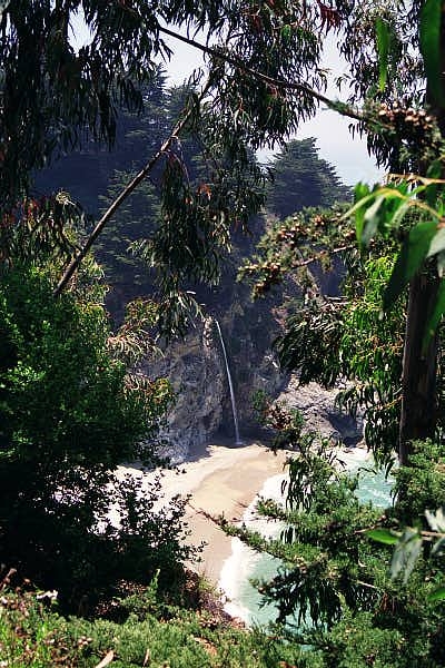 Waterfall at Julia Pfeiffer Burns SP