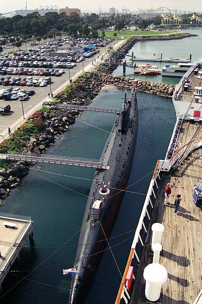 Soviet sub, Long Beach