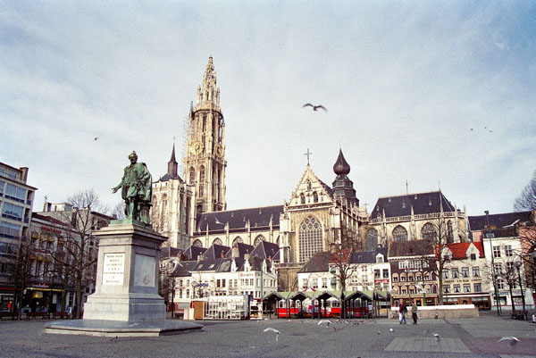 Groenplaats & Antwerp Cathdral