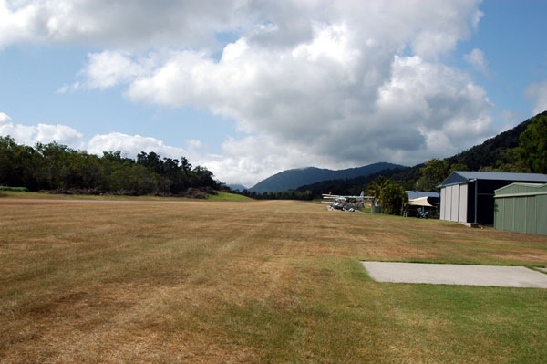 Whitsunday Airport, Shut Harbour