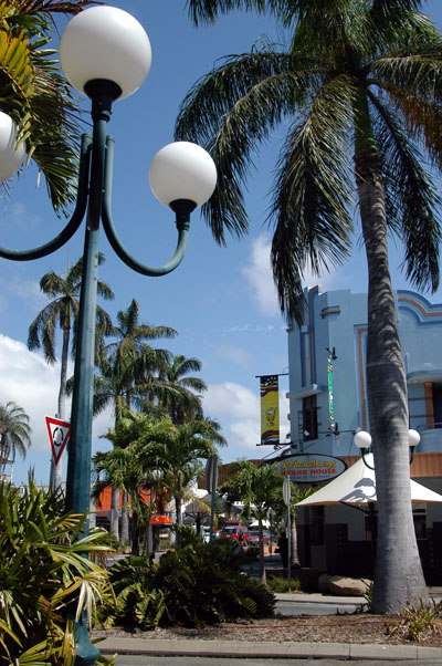 Victoria Street, Mackay