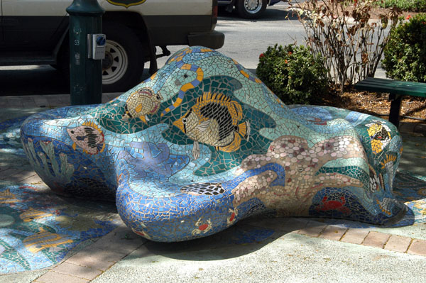 The Bommie Mosaic bench, Victoria Street