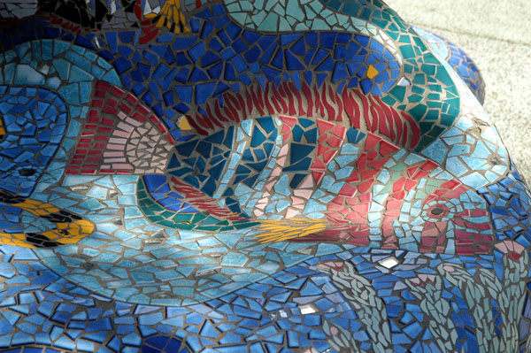 The Bommie Mosaic bench, Victoria Street