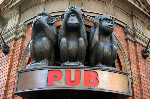 Three Monkeys Pub, George St.