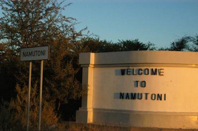 I stay at Namutoni, the 3rd rest camp, for 2 nights