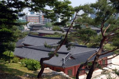 Yeongchunheon and Jobokcheon Halls, Changgyeonggung Palace