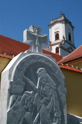 v3/93/329493/3/46478901.hungary05062.jpg