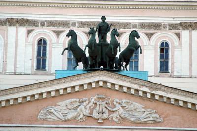 v3/93/329493/3/46566109.moscowjul05151.jpg