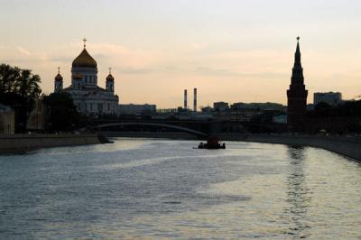 v3/93/329493/3/46566769.moscowjul05253.jpg