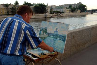 v3/93/329493/3/46566780.moscowjul05266.jpg