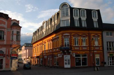 v3/93/329493/3/46928168.SKPL3410.jpg