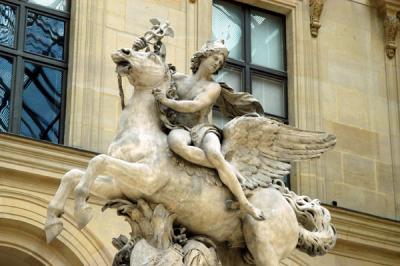v3/93/329493/3/47828813.parisaug05334.jpg