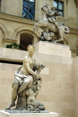 v3/93/329493/3/47828814.parisaug05335.jpg