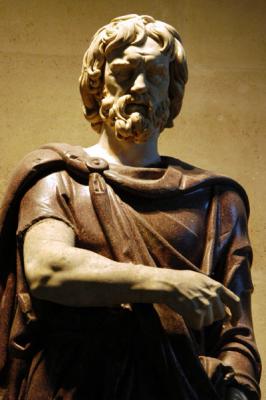 v3/93/329493/3/47829381.parisaug05643.jpg