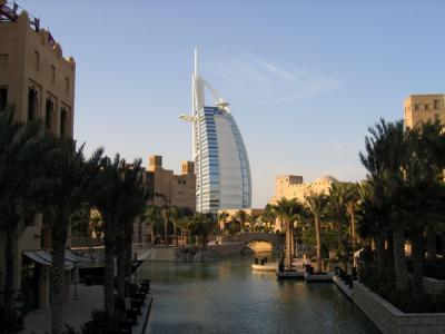 v3/93/329493/3/48391359.dubai1250.jpg