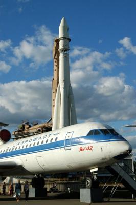YaK-42 & R-7 rocket