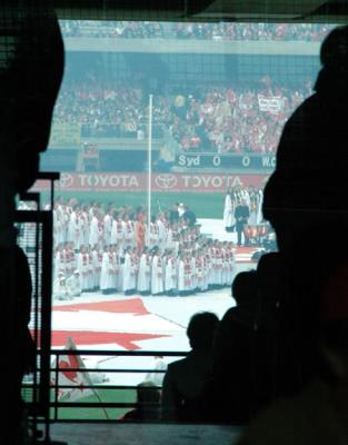v3/93/329493/3/49899144.MelAklSep05274.jpg