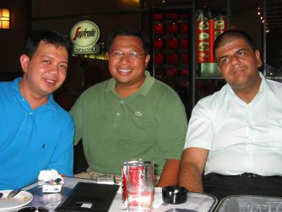 Manny, Mike and Mux -- ang tatlong M