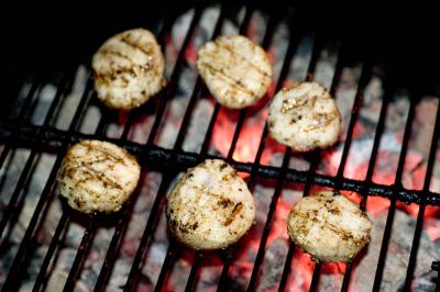 scallops grilling