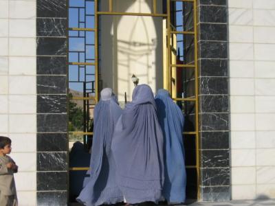 Burqa's Visiting