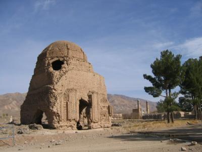 v3/93/586793/3/50145336.ChestiSharifJamTrip014.jpg